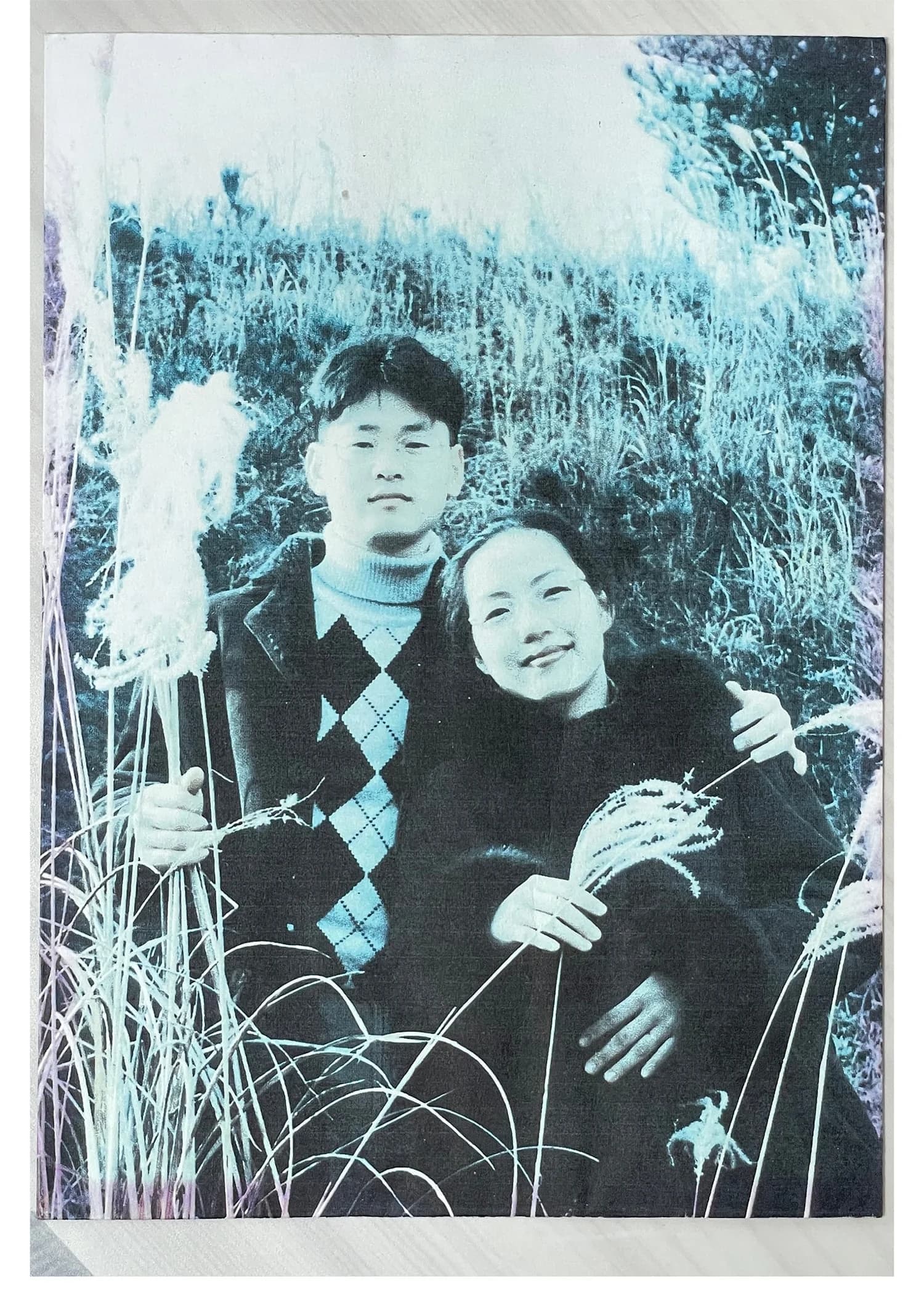 가족 인물 복원 — 작은 액자에 어울리는 4R — before