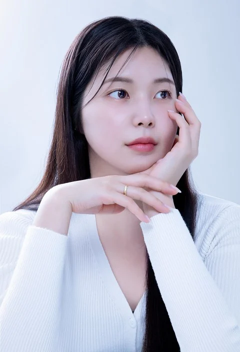 도화점 상반신 프로필 예시 (화이트)
